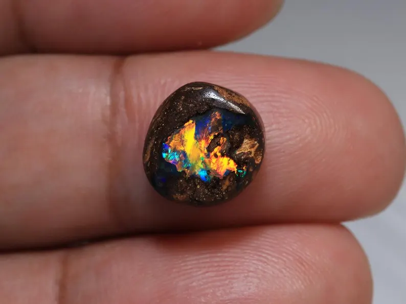 5.25 Ct. Winton Boulder Polished Opal TOG-2067 - Image 2