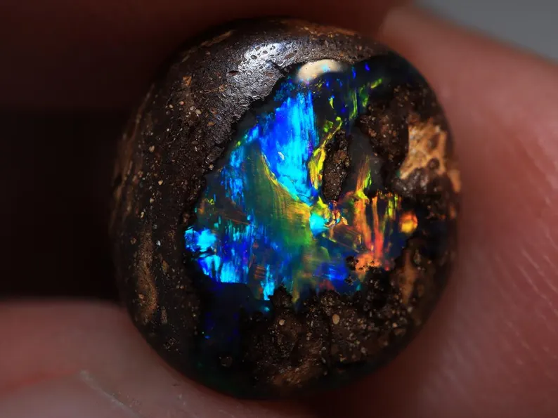 5.25 Ct. Winton Boulder Polished Opal TOG-2067 - Image 4