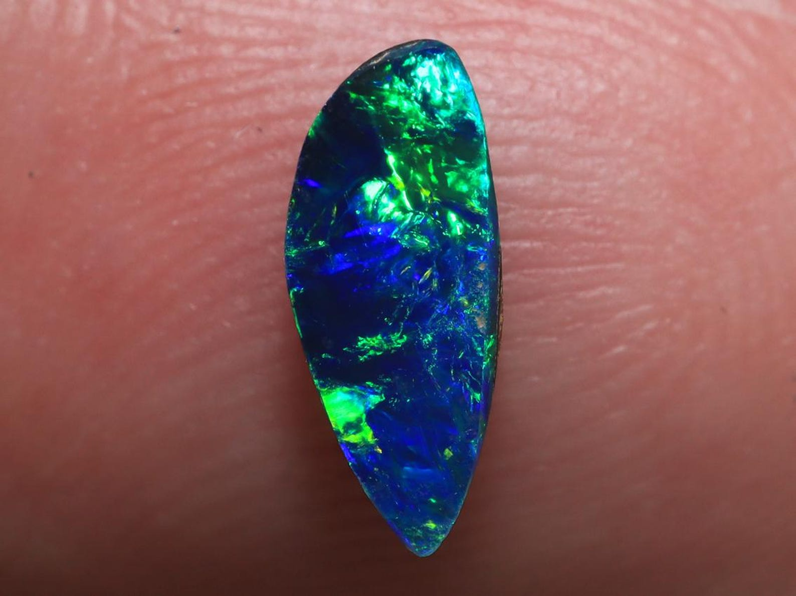 0.60 Ct. Winton Top Grade Boulder Opal Doublets TOG-955