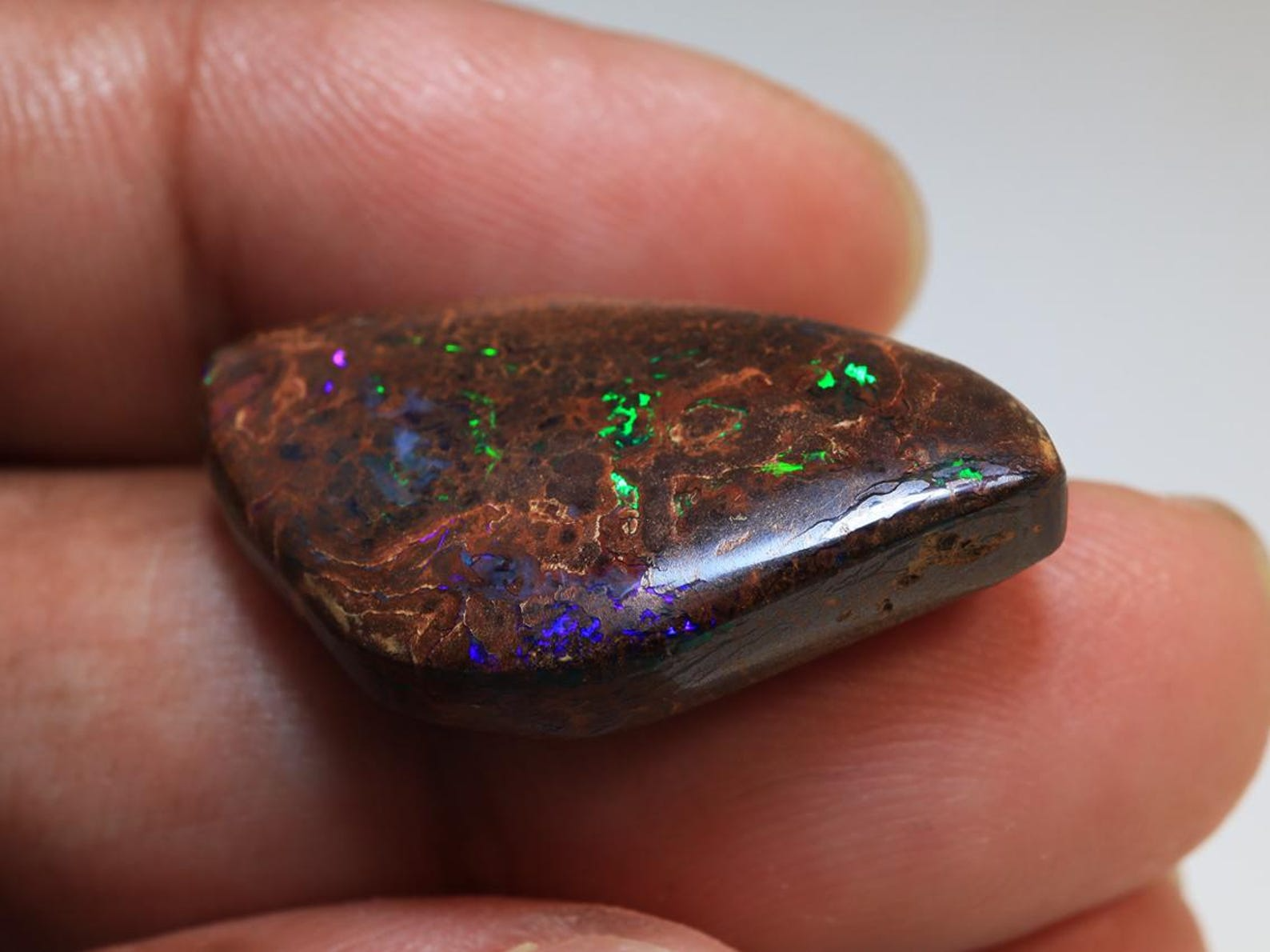 25.00 Ct. Boulder Opal TOG-1954 - Image 2