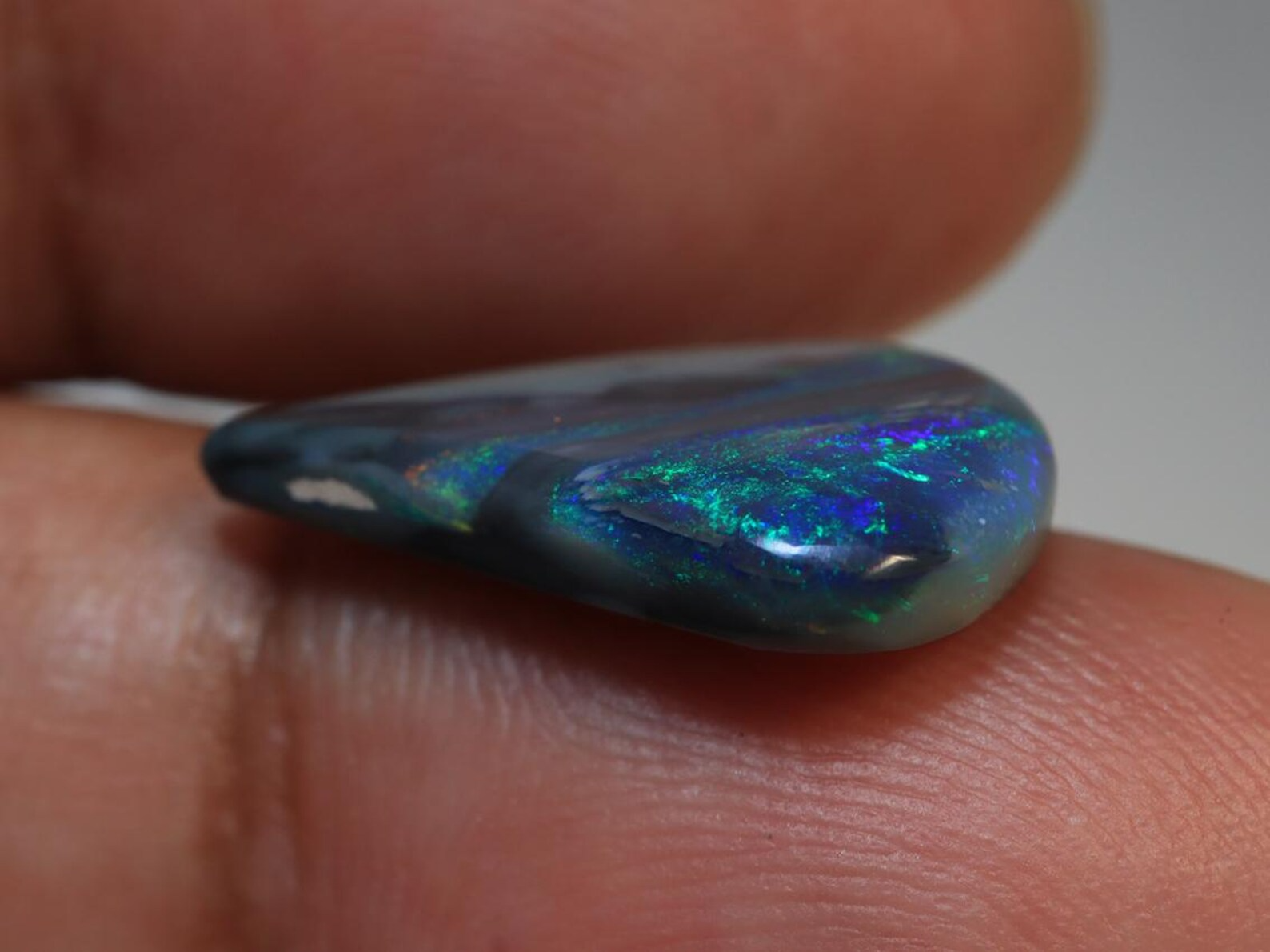 4.90 Ct. Lightning Ridge Black Opal TOG-926 - Image 2