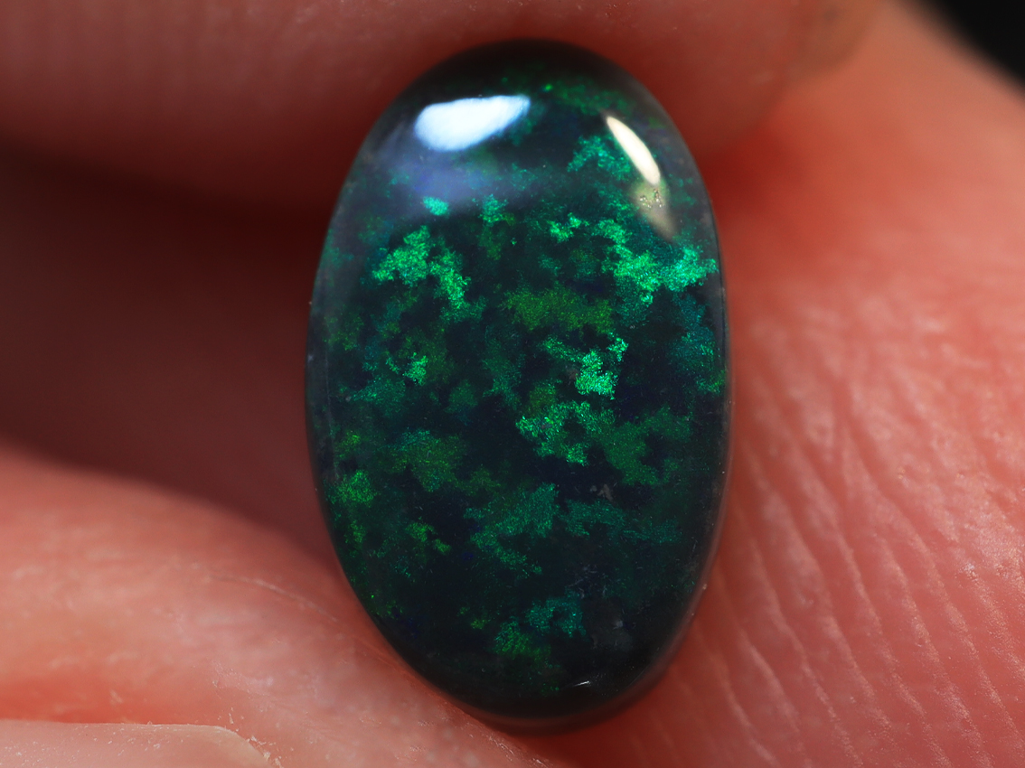0.65 Ct. Lightning Ridge Black Opal TOG-737