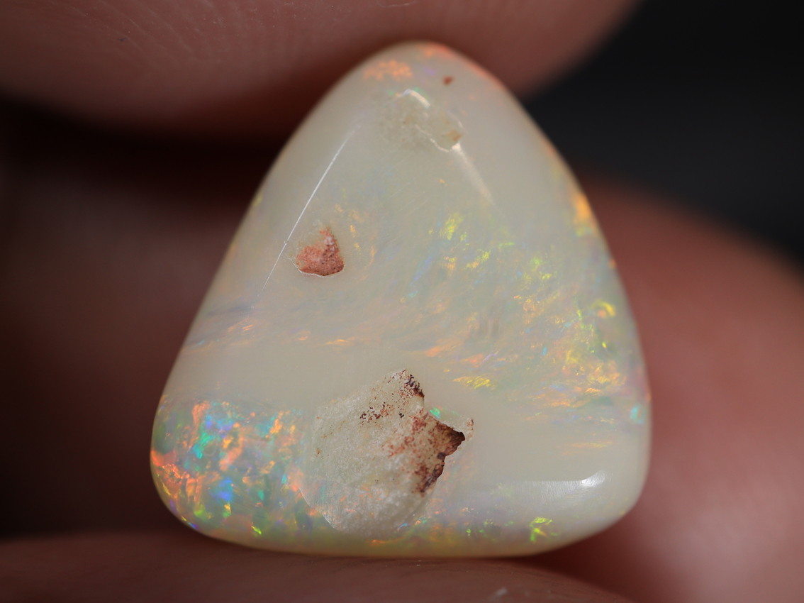 4.5 Ct. Lightning Ridge Multi Colour Dark Opal TOG-1111 - Image 4