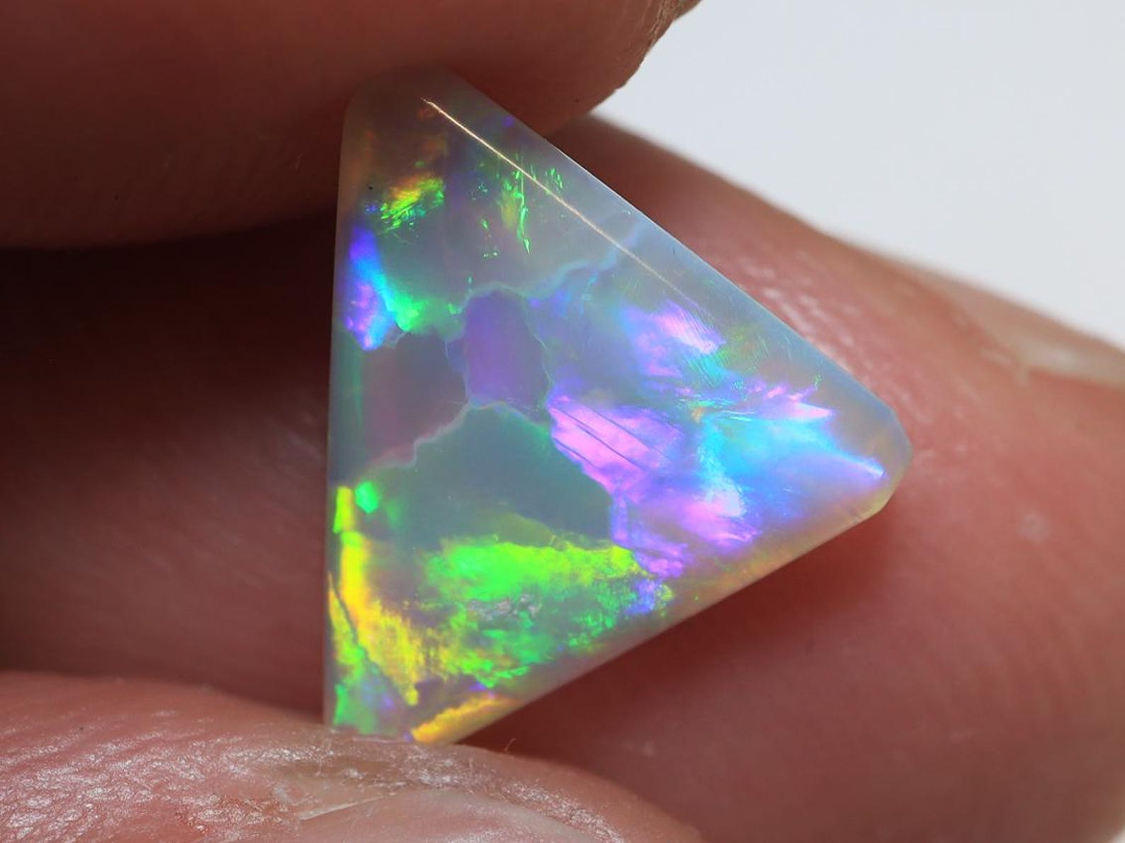 N6 1.20 Ct. Lightning Ridge Multi Colour Dark Opal TOG-857
