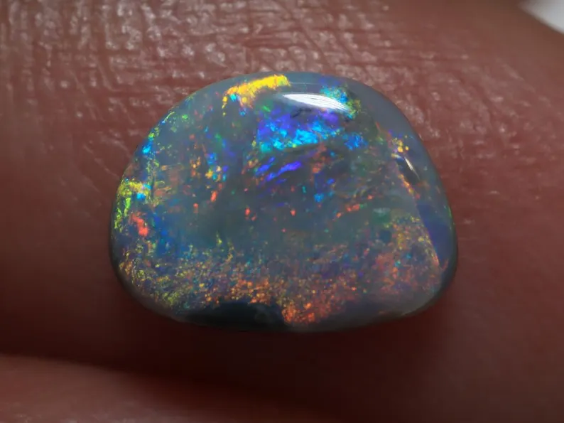 0.90 Ct. Lightning Ridge Black Opal TOG-858 - Image 3