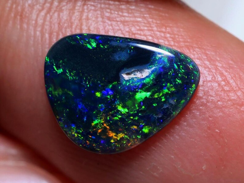 0.85 Ct. Lightning Ridge Black Opal TOG-997 - Image 2