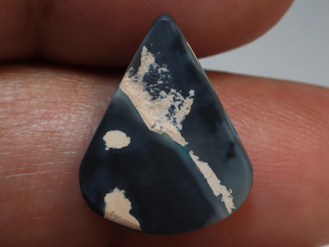 4.90 Ct. Lightning Ridge Black Opal TOG-926 - Image 4