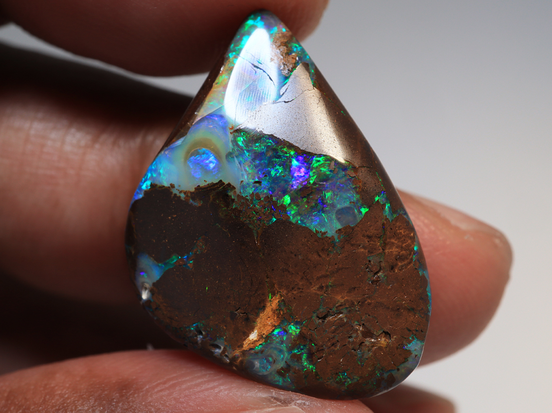 25.40 Ct. Winton Boulder Polished Opal TOG-2080