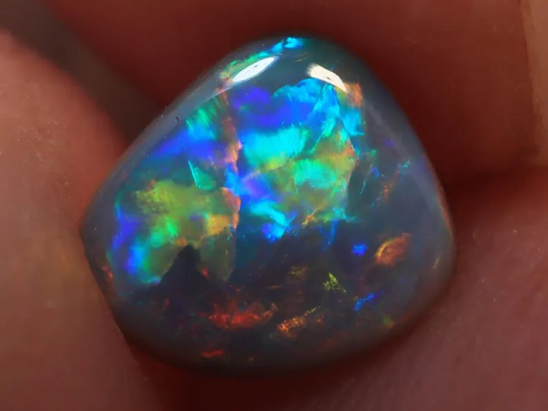 0.45 Ct. Lightning Ridge Semi Black Opal TOG-1245 - Image 3