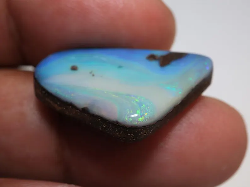 18.70 Ct. Winton Boulder Polished Opal TOG-1896 - Image 3