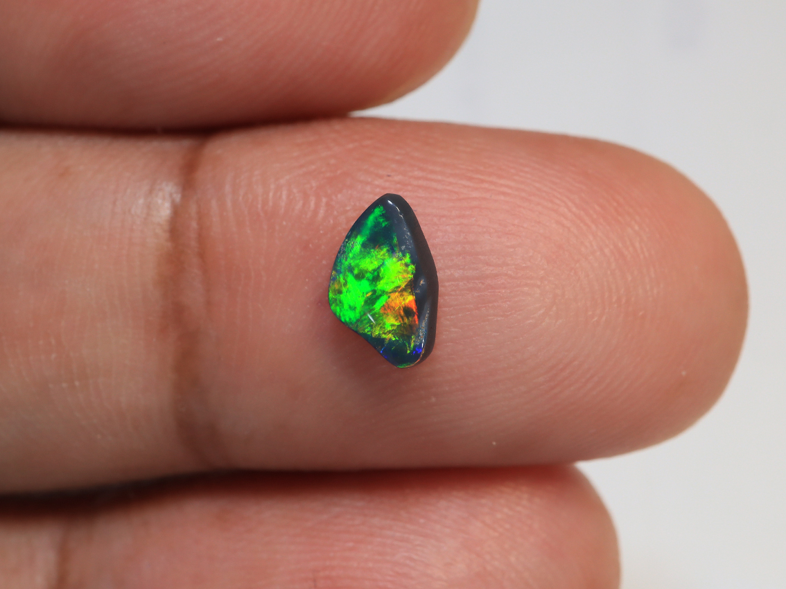 0.55 Ct. Lightning Ridge Black Opal TOG-1186 - Image 6