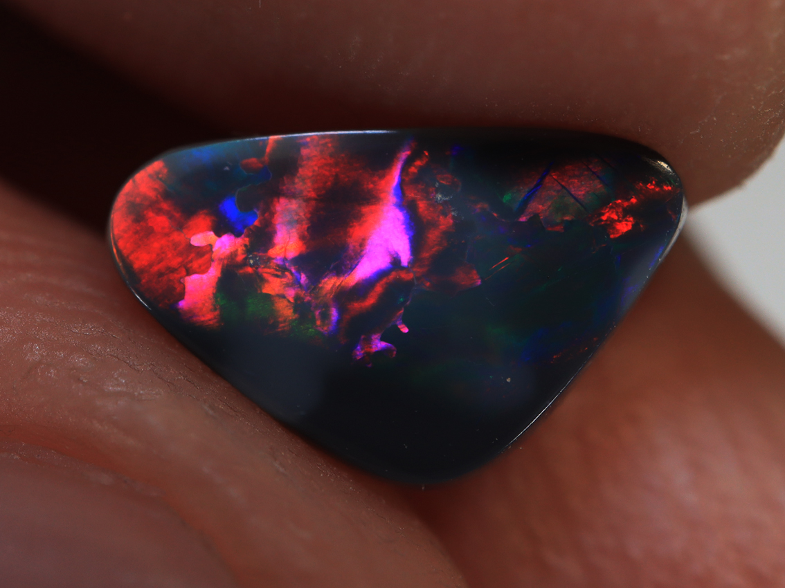 0.50 Ct. Lightning Ridge Black Opal TOG-1189