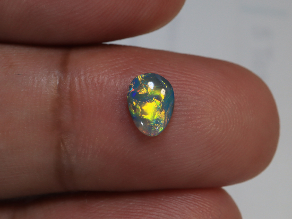 0.55 Ct. Lightning Ridge Golden flashing Black Opal TOG-1211 - Image 5