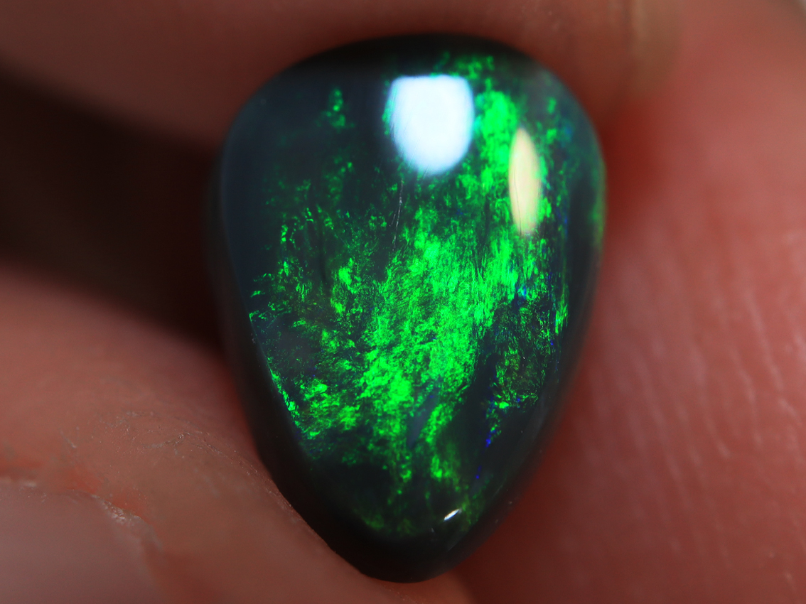 1.15 Ct. Lightning Ridge Black Opal TOG-1217 - Image 3