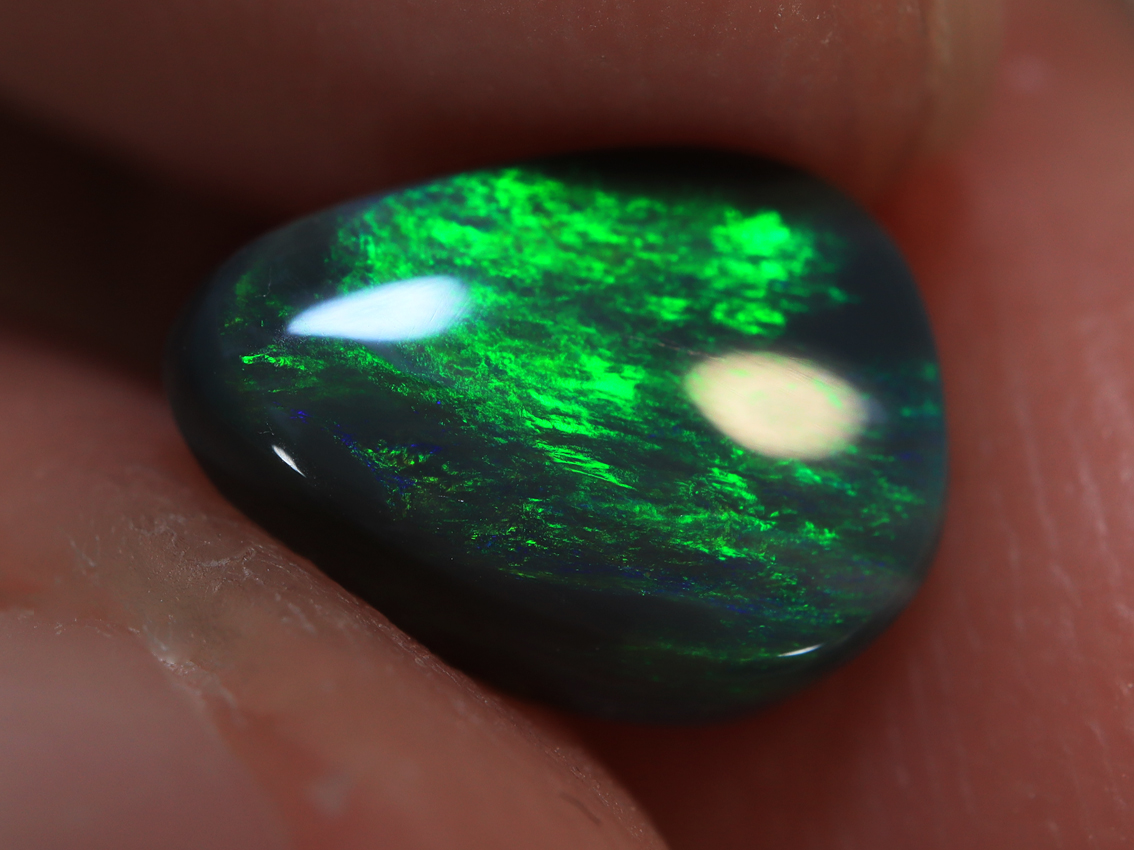 1.15 Ct. Lightning Ridge Black Opal TOG-1217 - Image 4