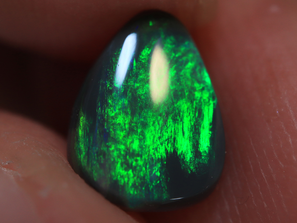 1.15 Ct. Lightning Ridge Black Opal TOG-1217 - Image 5