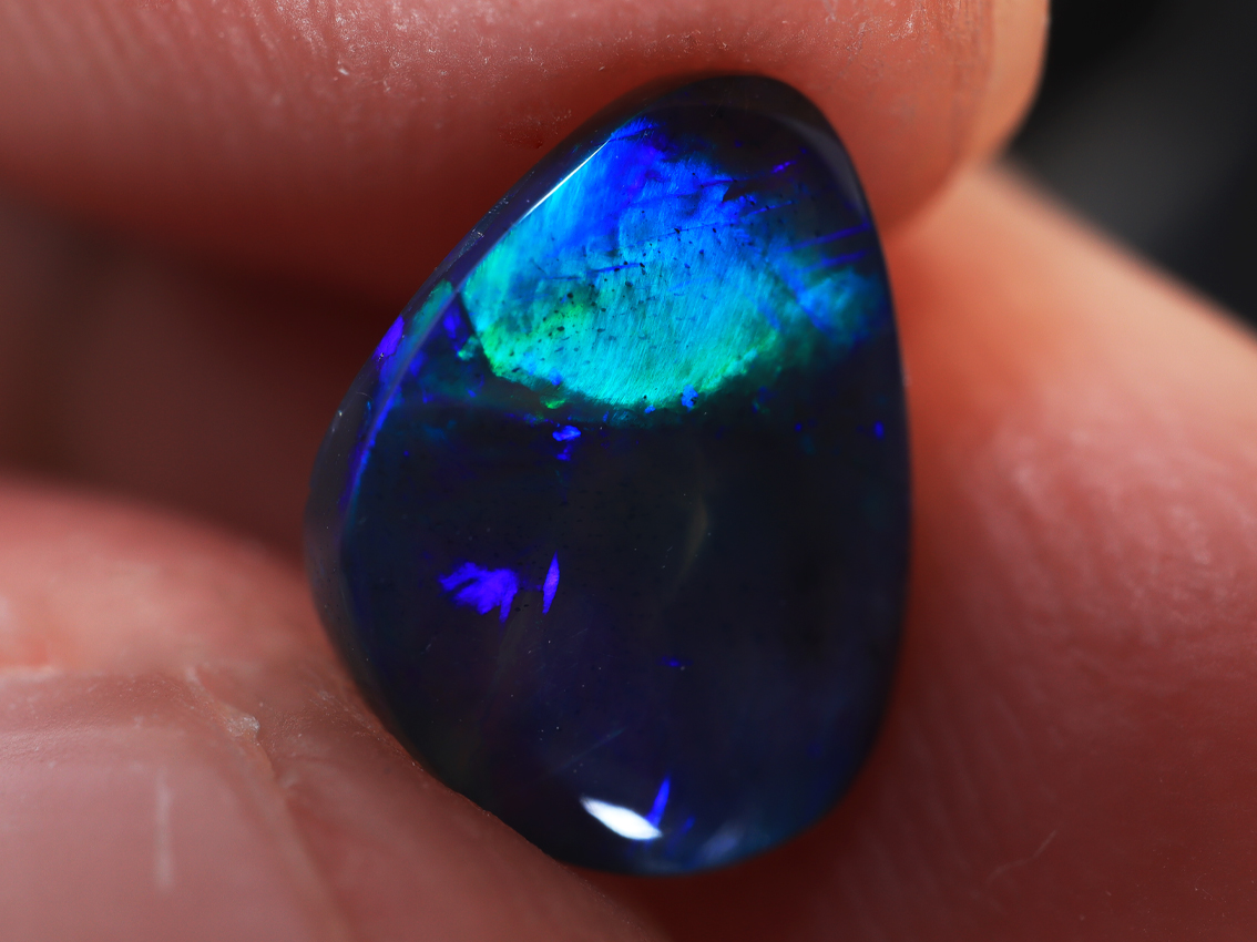1.20 Ct. Lightning Ridge Black Opal TOG-1308