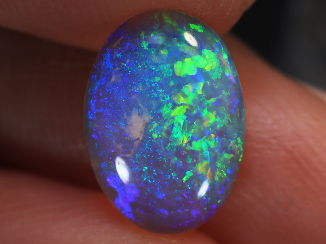 1.25 Ct. Lightning Ridge Crystal Opal TOG-1338