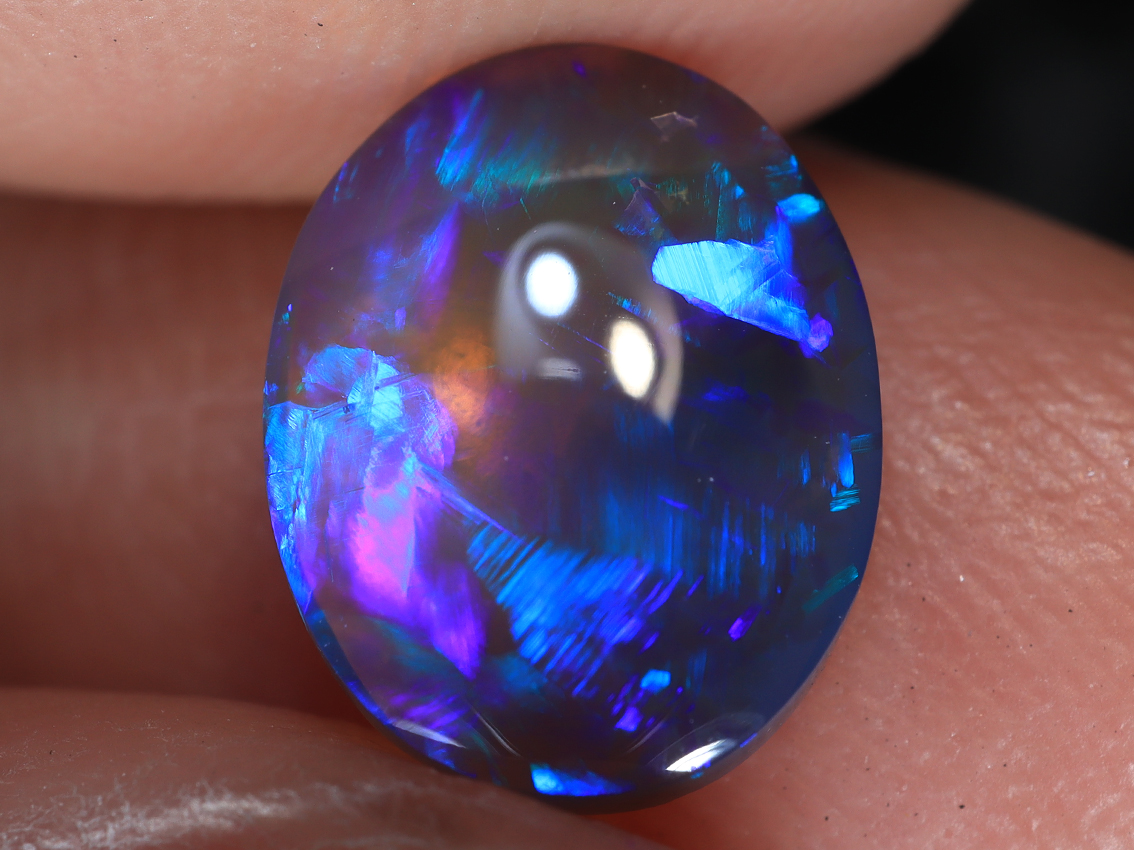 1.45 Ct. Lightning Ridge Crystal Opal TOG-1347
