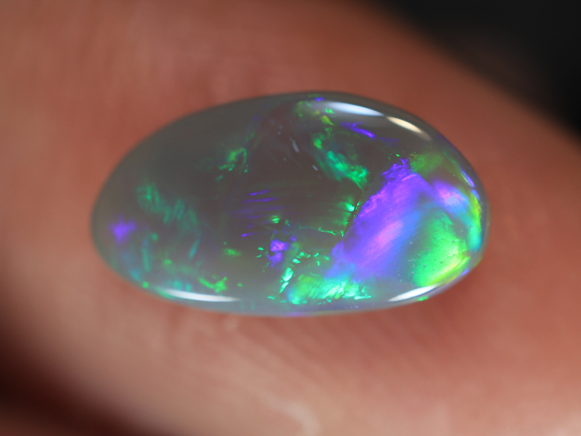 0.80ct. Lightning Ridge Semi Black Opal TOG-1351 - Image 4