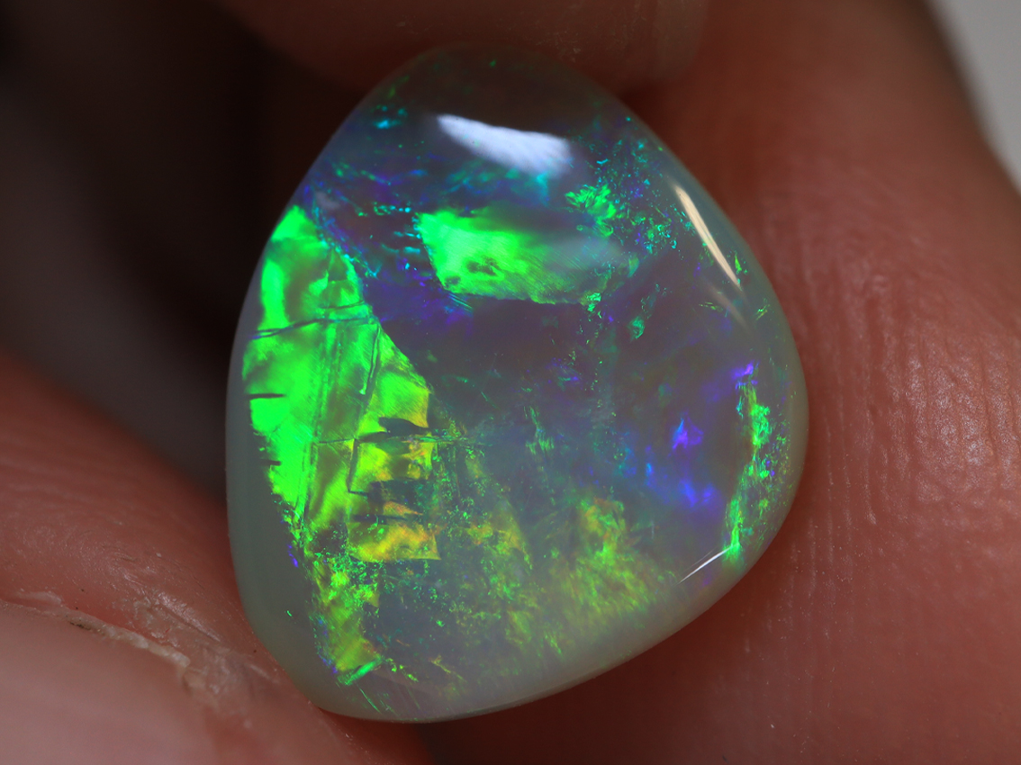 2.25 Ct. Lightning Ridge Dark Opal TOG-1165 - Image 3