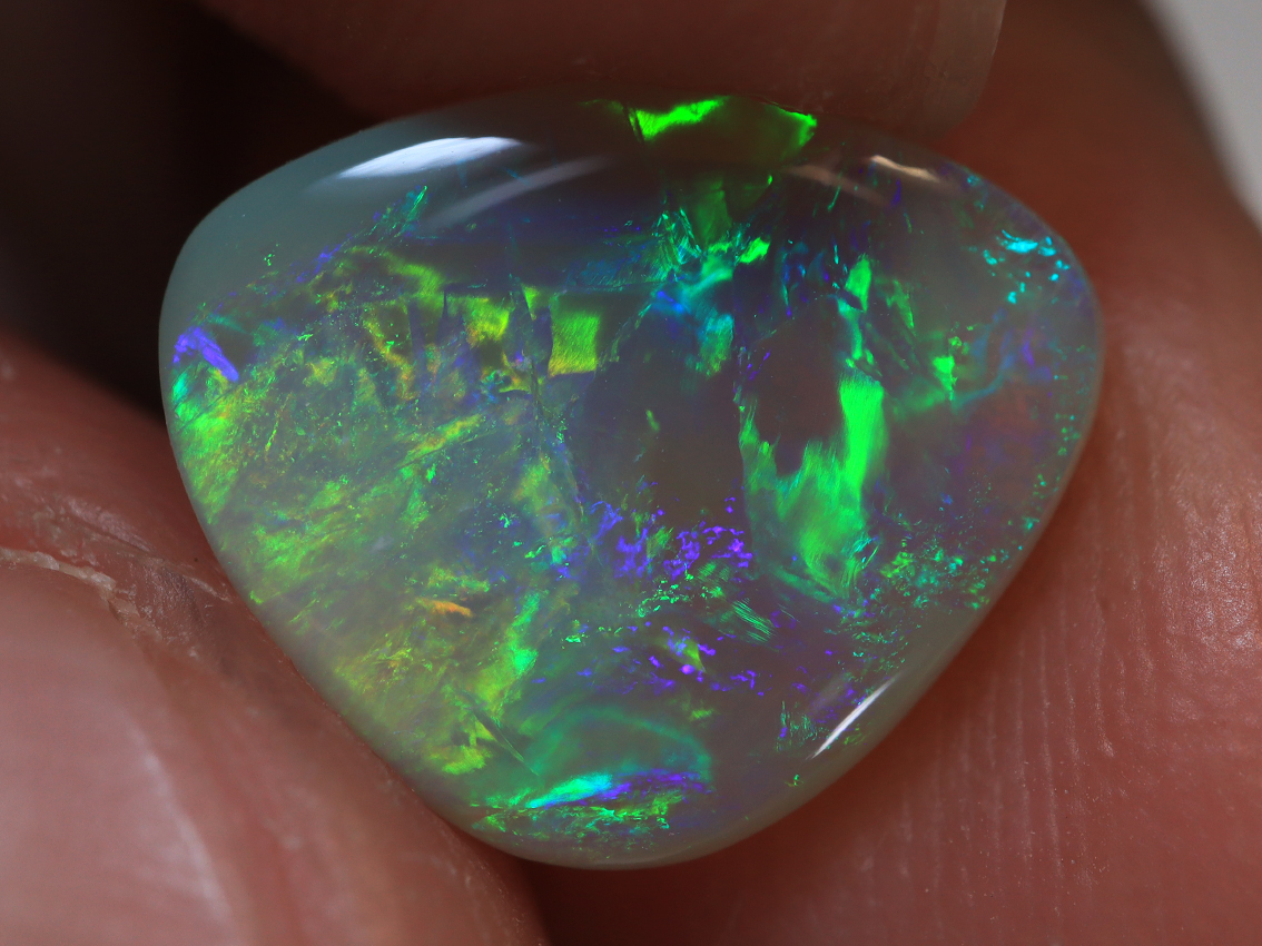 2.25 Ct. Lightning Ridge Dark Opal TOG-1165 - Image 4