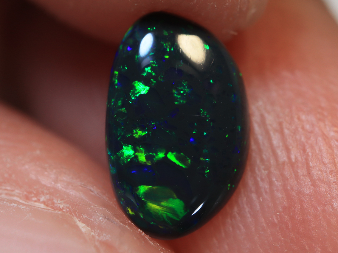 0.70 Ct. Lightning Ridge Black Opal TOG-1173