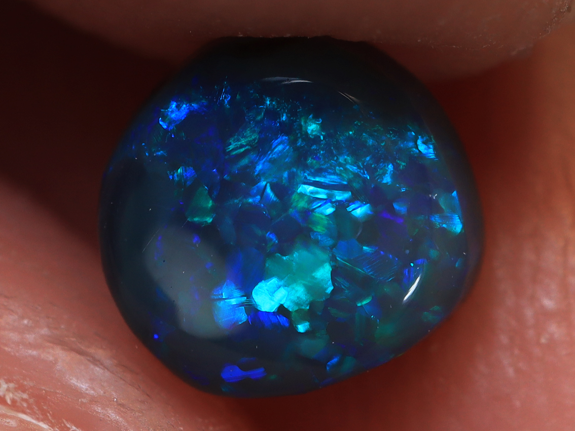 0.65 Ct. Lightning Ridge Black Opal TOG-1179 - Image 2