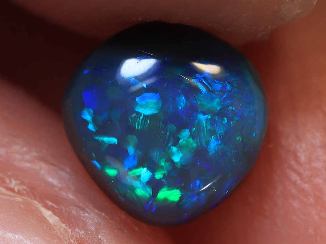 0.65 Ct. Lightning Ridge Black Opal TOG-1179