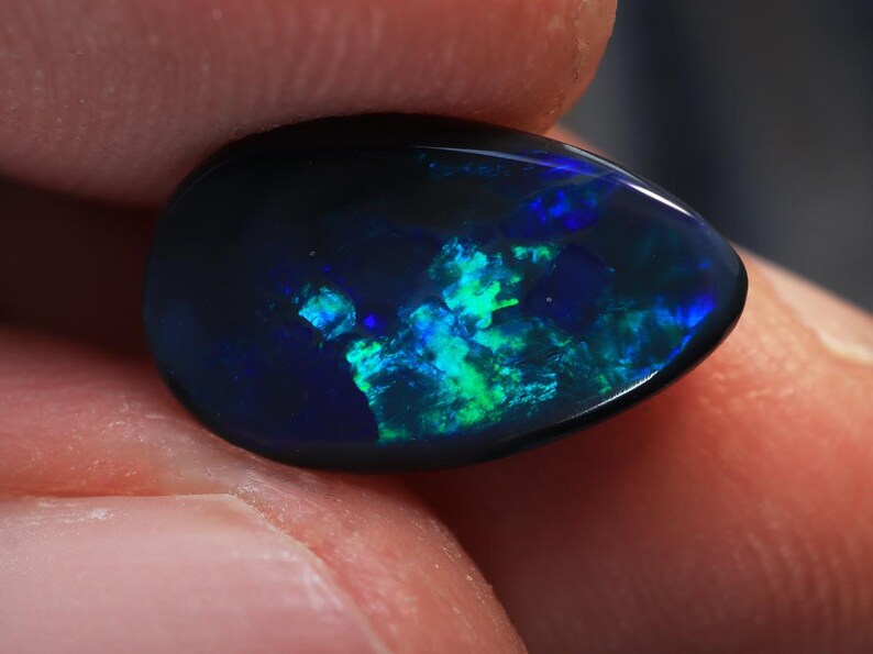 1.75 Ct. Lightning Ridge Black Opal TOG-607 - Image 2