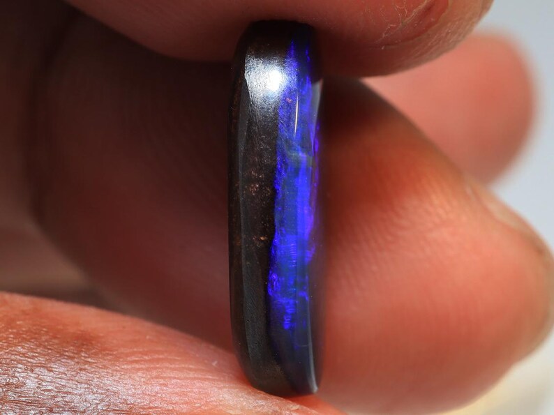 7.05 Ct. Winton Boulder Polished Opal TOG-2018 - Image 2