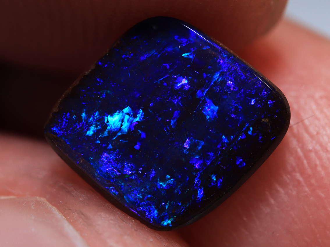 1.75 Ct. Winton Boulder Polished Opal TOG-2095