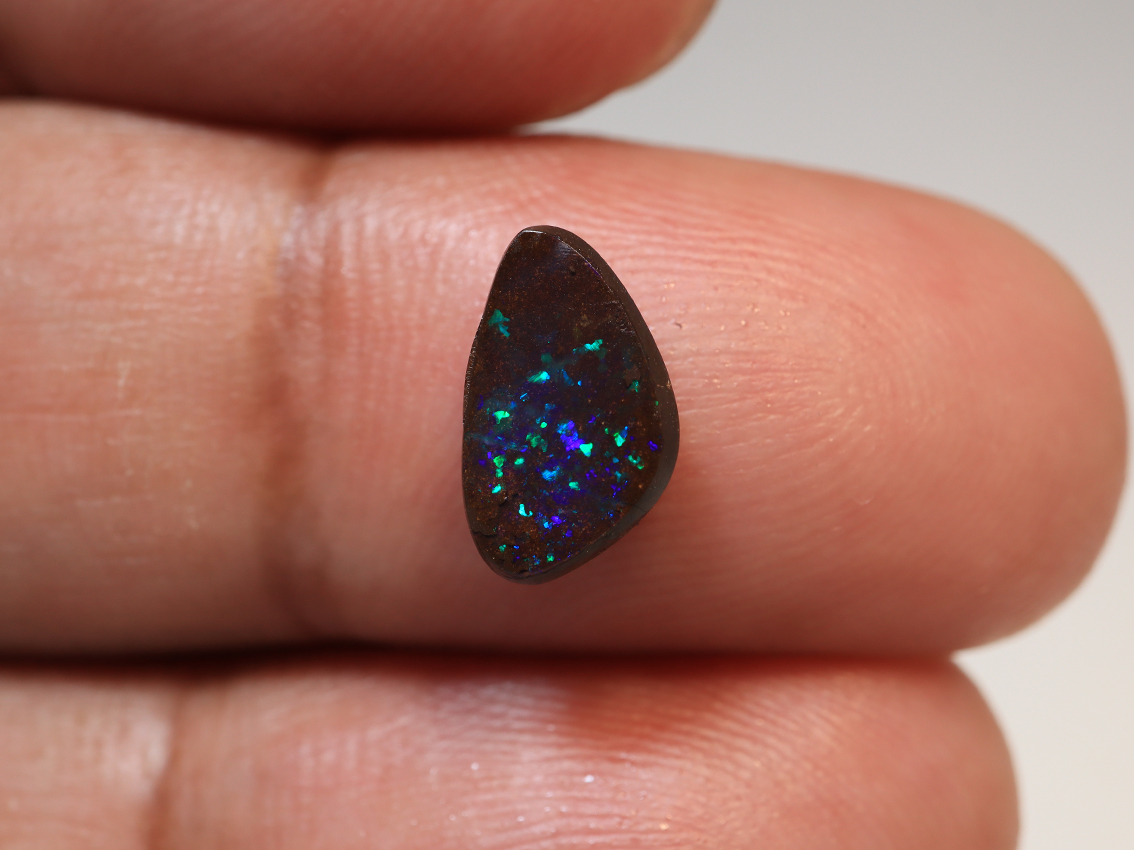 1.95 Ct. Winton Boulder Sparkling Polished Opal TOG-2105 - Image 5