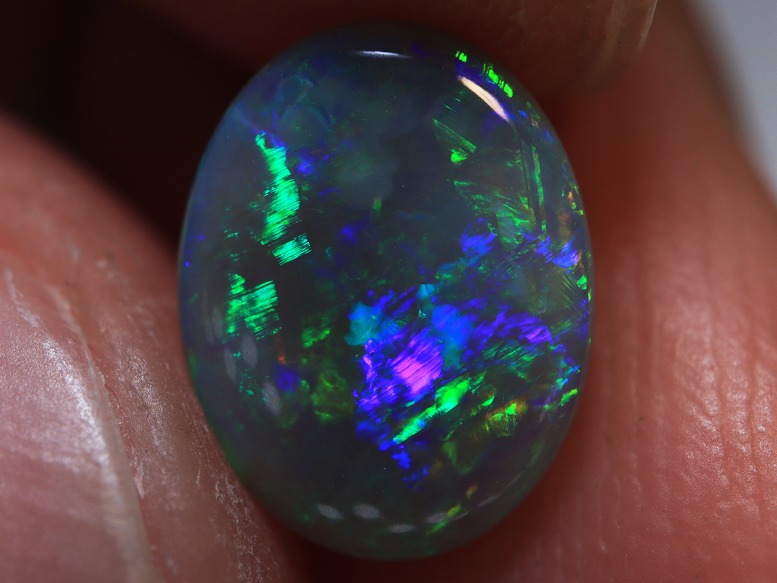 1.05 Ct. Lightning Ridge Dark Opal TOG-1132