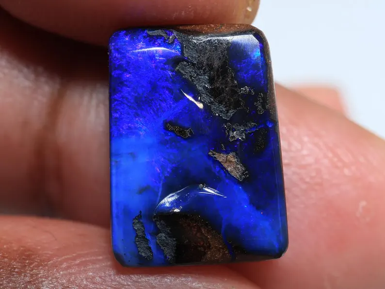 9.20 Ct. Boulder Polished Opal TOG-1769