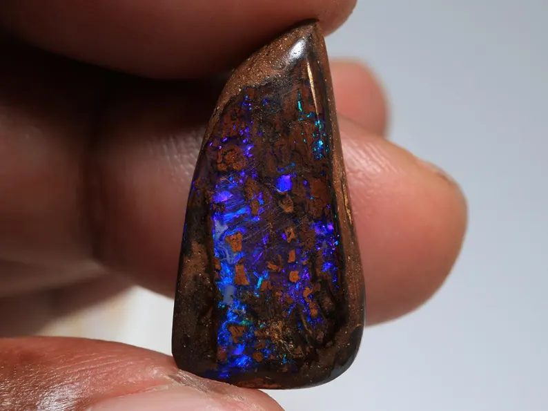 18.80 Ct. Boulder Polished Opal TOG-1912