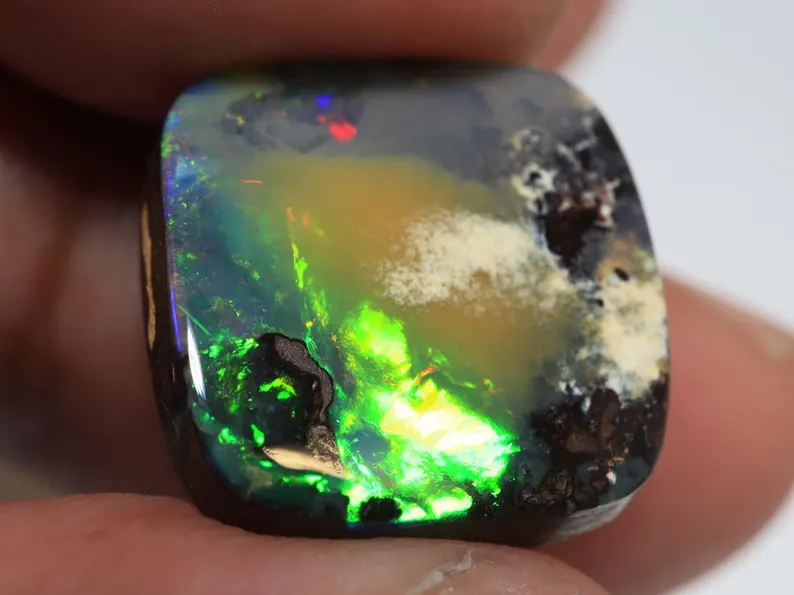 9.50 Ct. Super Bright Winton Boulder Opal TOG-1888 - Image 2