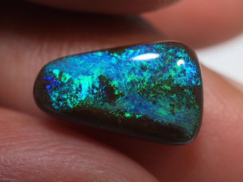 3.90 Ct. Winton Boulder Polished Opal TOG-1854 - Image 3