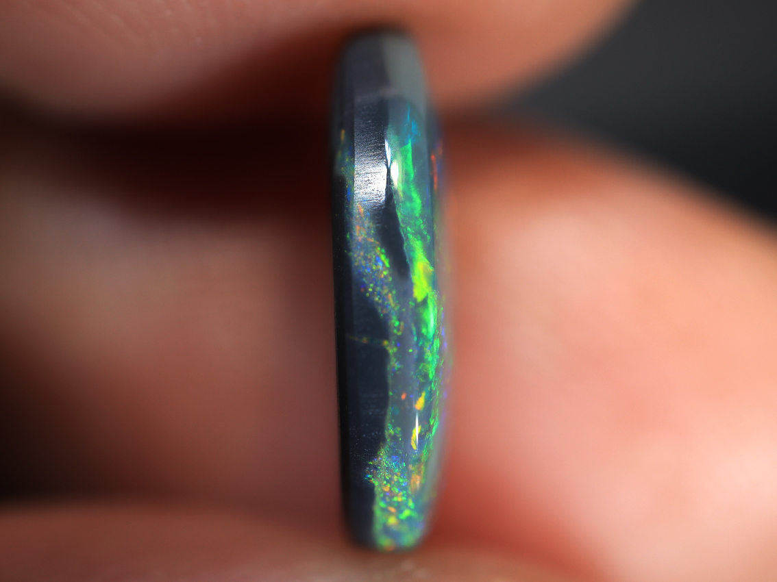 2.10 Ct. Lightning Ridge Black Opal TOG-1389 - Image 4