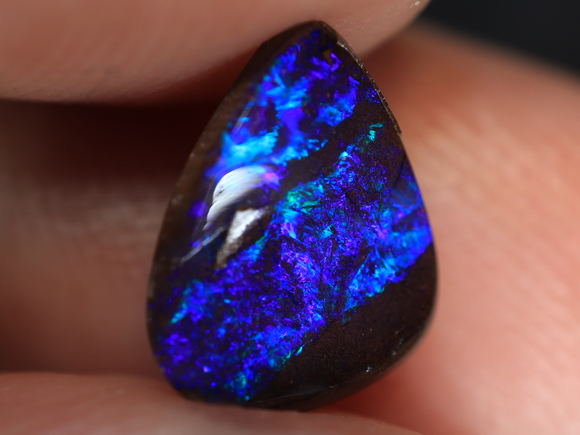 1.65 Ct. Winton Boulder Polished Opal TOG-1411