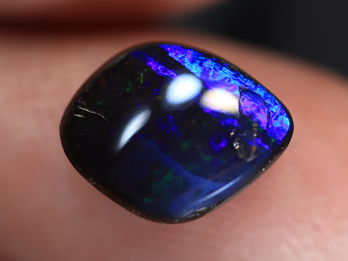 2.15 Ct. Winton Boulder Polished Opal TOG-1412 - Image 2