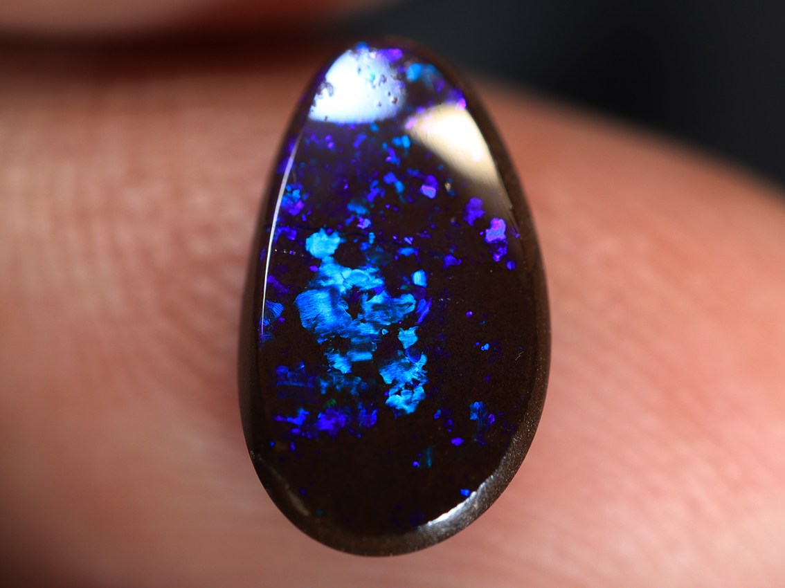 1.50 Ct. Winton Boulder Polished Opal TOG-1413