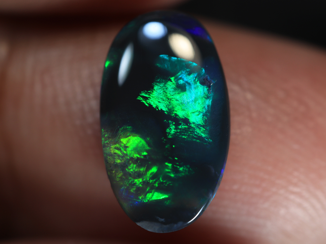 1.05 Ct. Lightning Ridge Black Opal TOG-1422
